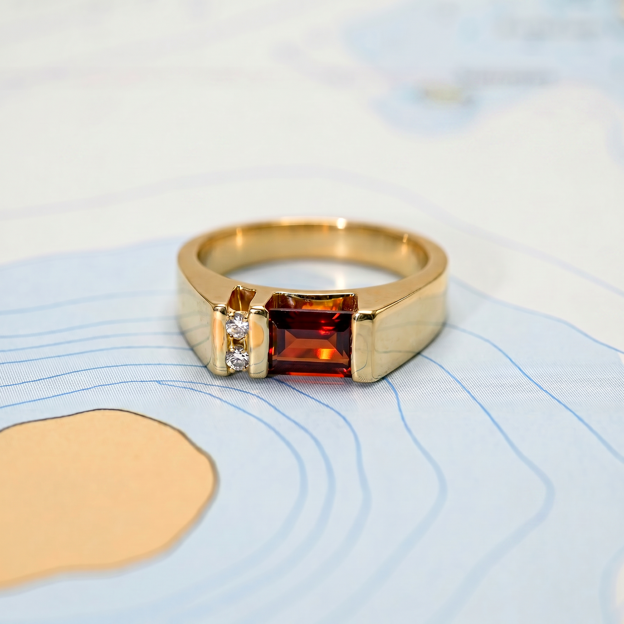 14K RED GARNET 7.5 1.25 CT DIA 0.08CTW  RING