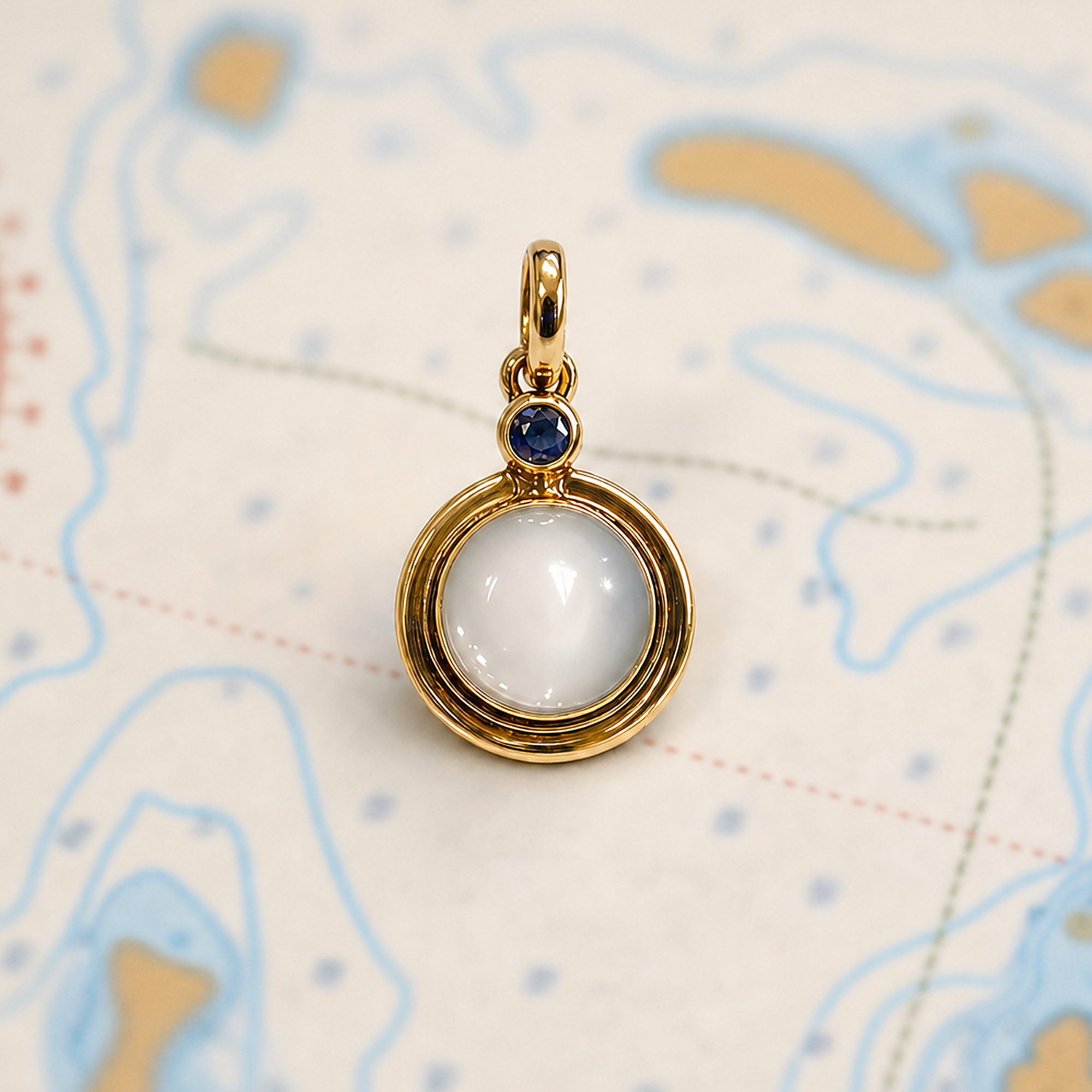14KYG WHITE CATS EYE MOONSTONE W\TANZ PENDANT