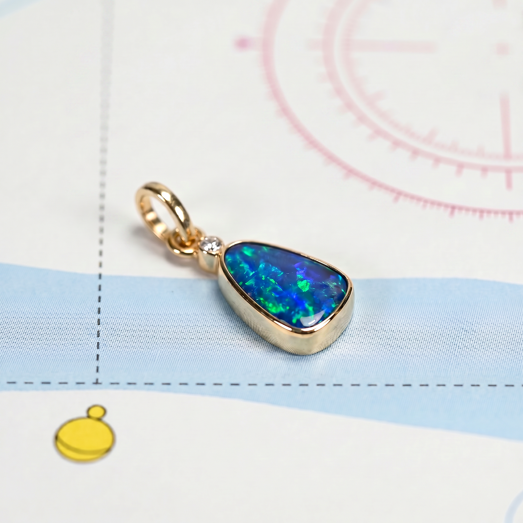 14KYG OPAL DOUBLET 231C/DIAMOND .04CT PENDANT