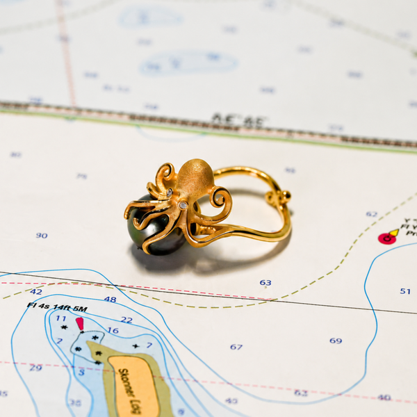 Tahitian Pearl Octopus Ring in 14K Yellow Gold with Diamonds