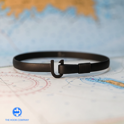 Black Matte Titanium Caribbean Hook Bracelet (8mm)