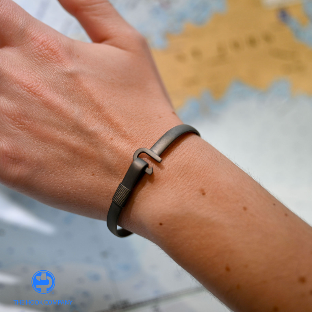 Nautical Gray Matte Titanium Caribbean Hook Bracelet (8mm) - Size 9