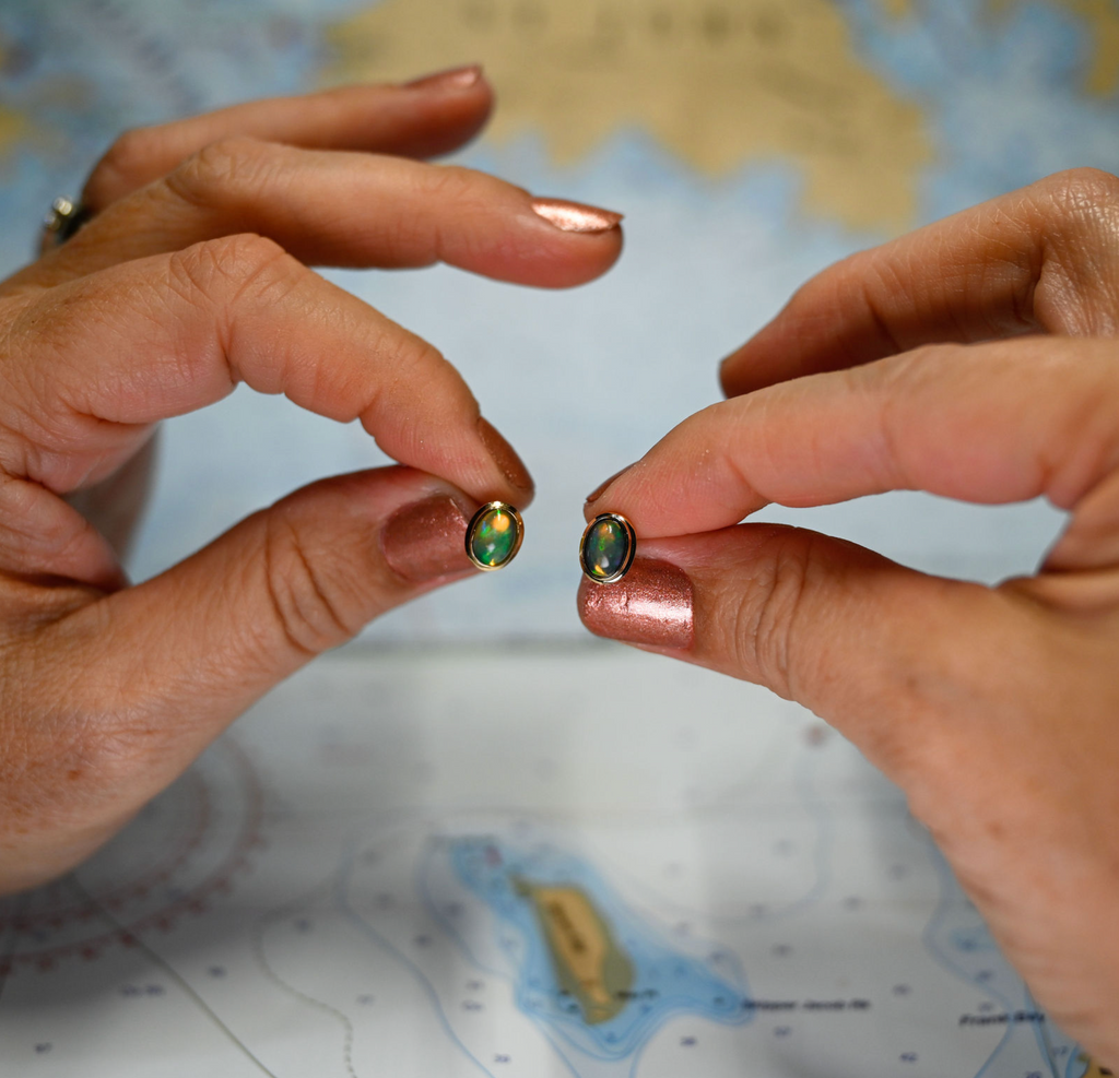 14kyg Oval Ethiopian Opal Stud Earrings