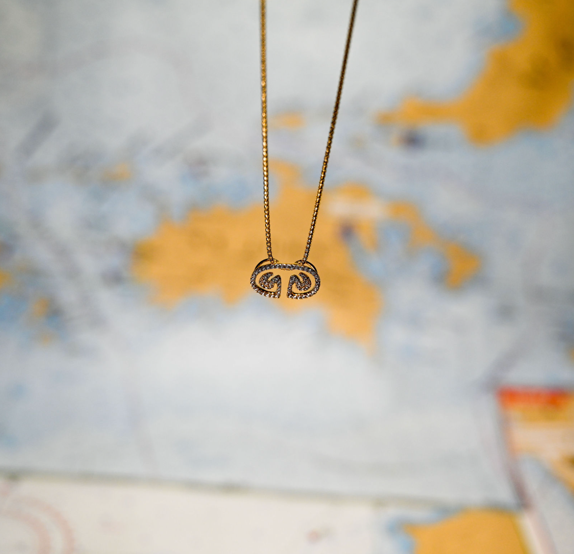 14kyg St John Petroglyph Pendant w/65 Diamonds