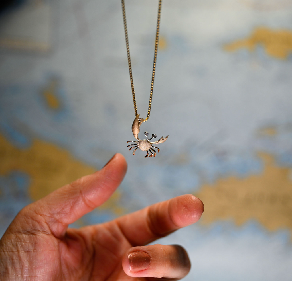 14kyg 22mm Crab Pendant w/3 diamonds (.06cttw)