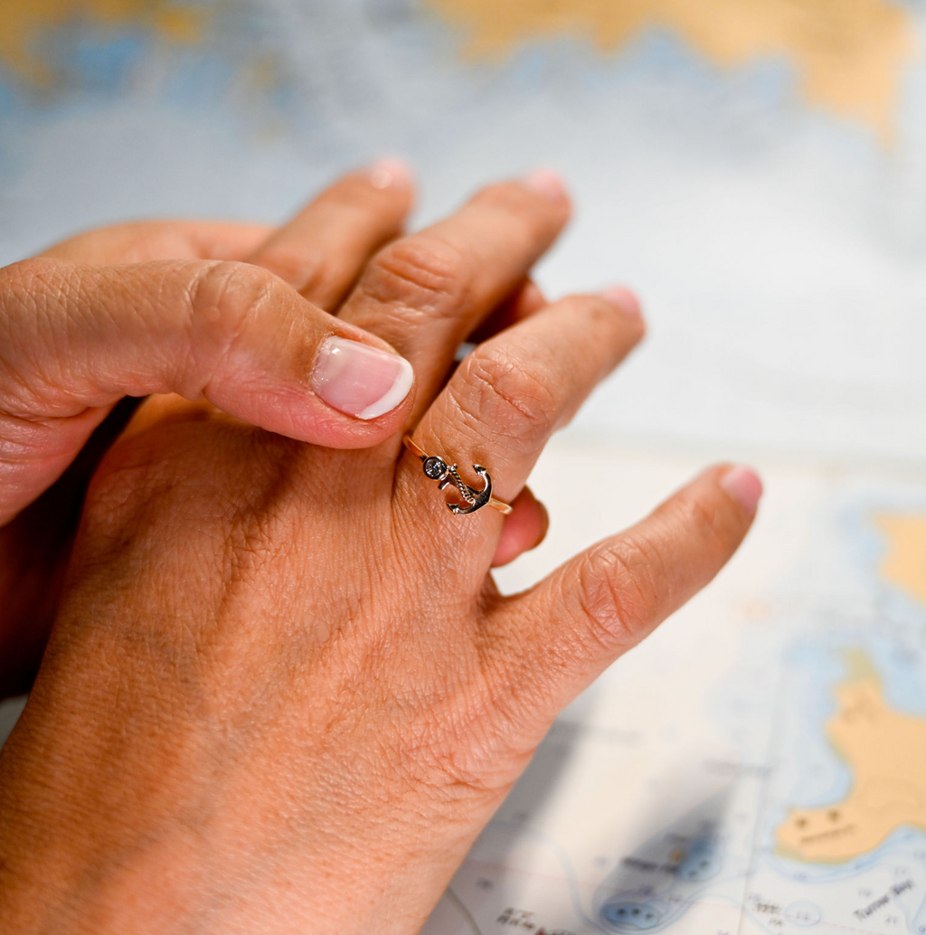 14kyg Lab Diamond Anchor Ring