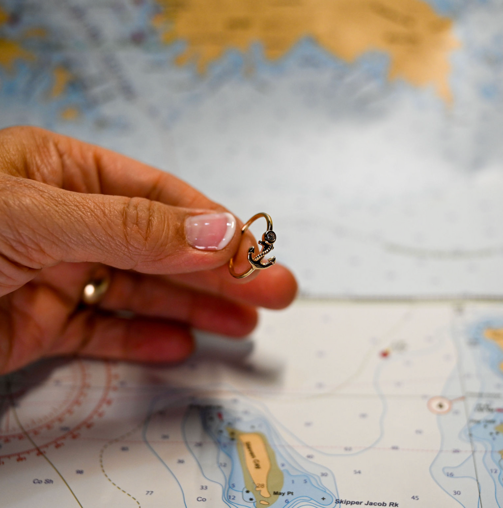 14kyg Lab Diamond Anchor Ring