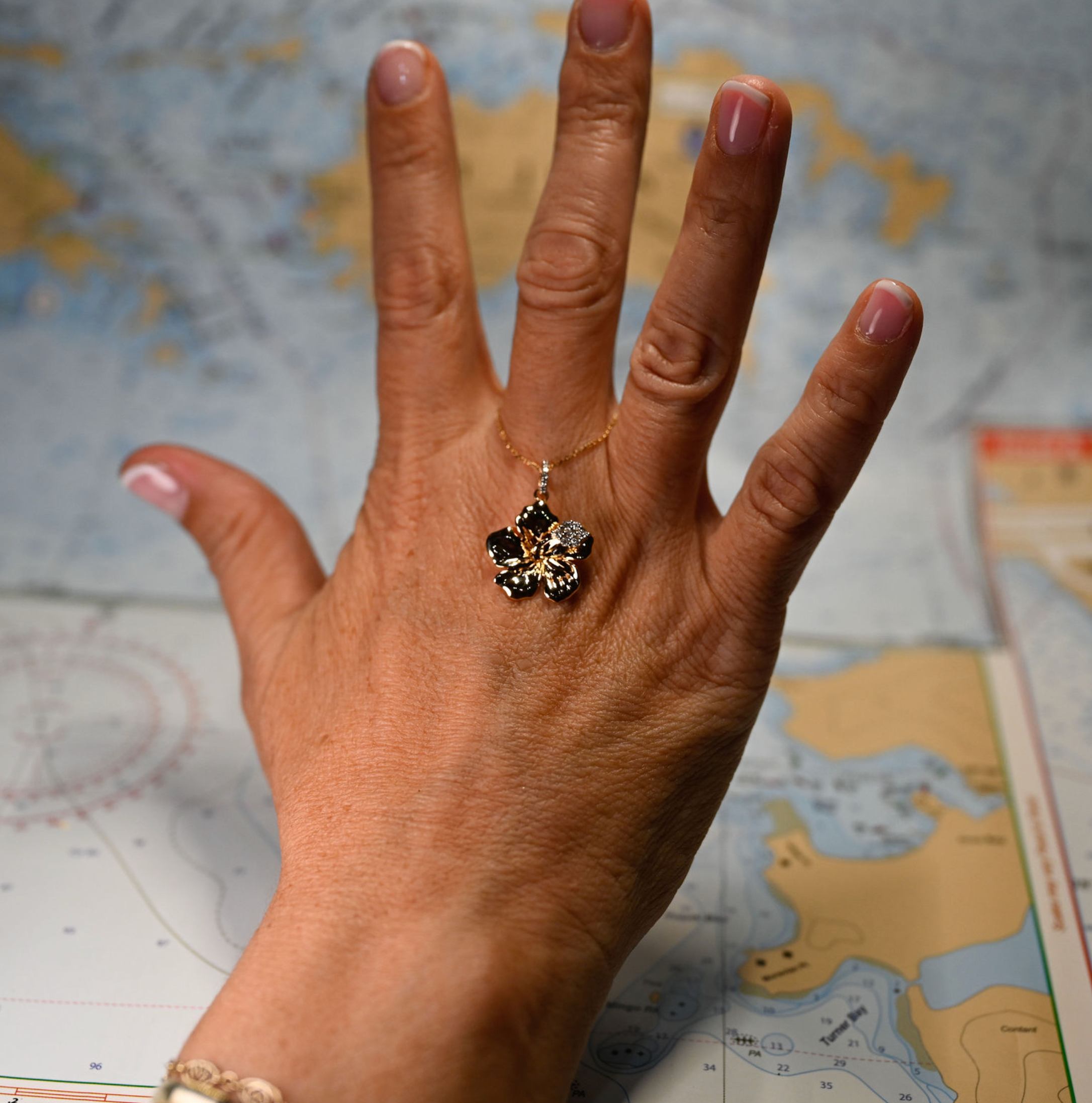 14kyg Lab Diamond Wave Necklace