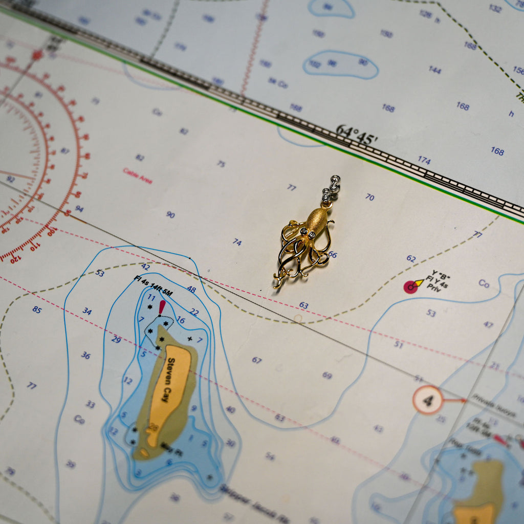 14k 2-Tone Octopus Pendant w/6 diamonds (.06cttw)