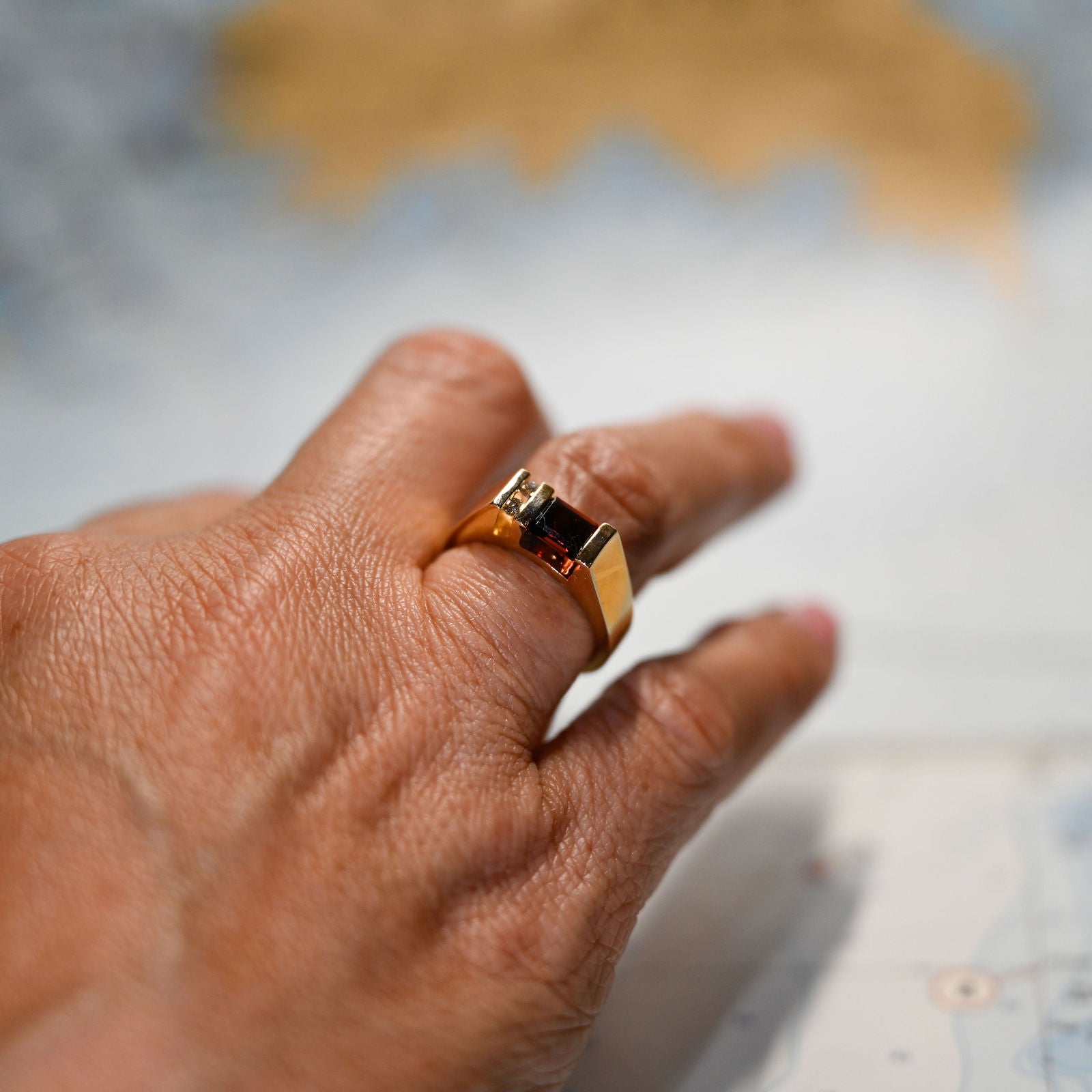 14K RED GARNET 7.5 1.25 CT DIA 0.08CTW  RING