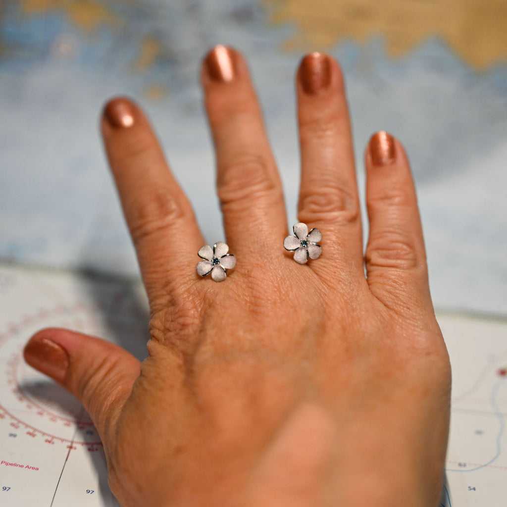 14kwg Plumeria Stud Earrings w/2 blue dimaonds (.04 cttw)