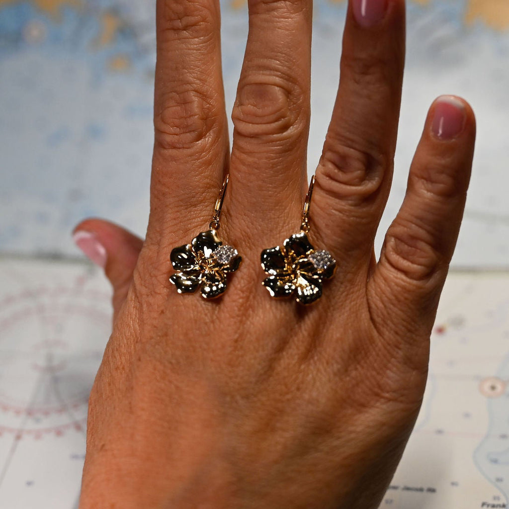 14kyg Lab Diamond Hibiscus Flower Leverback Earrings