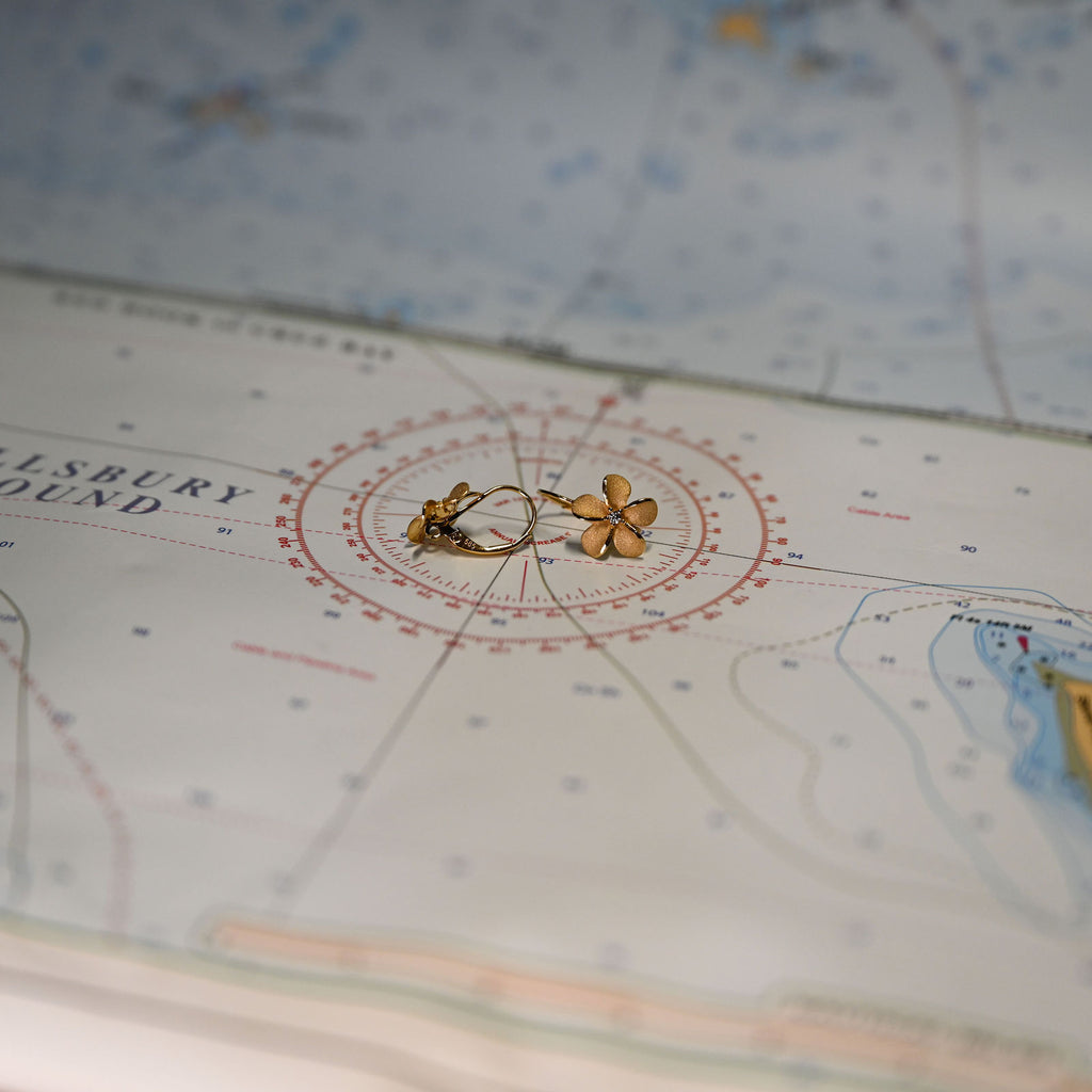 14kyg Plumeria Leverback Earrings w/2 diamonds (.044 cttw)