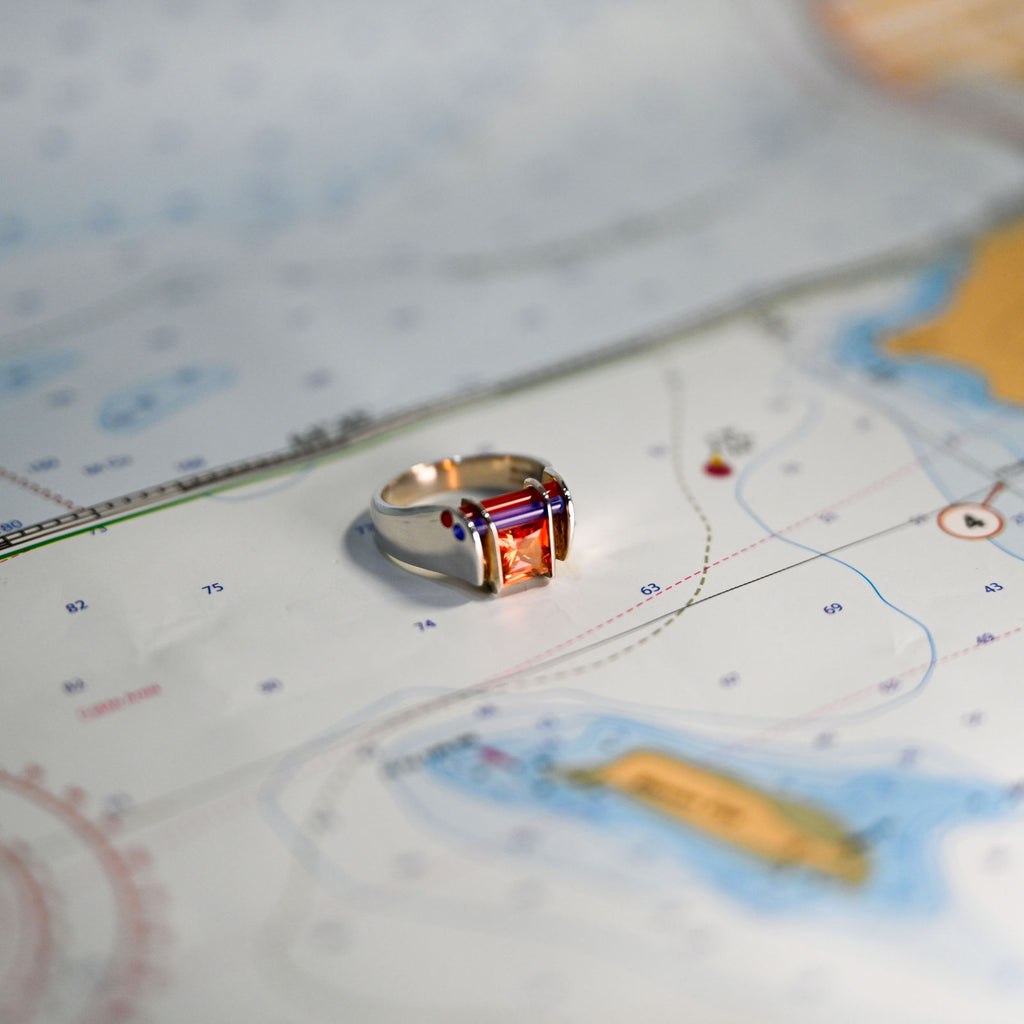 Argentium/Sterling Silver 6mm 1.7ct Poppy Topaz, Lavendar Onyx Cylettes Capture Ring