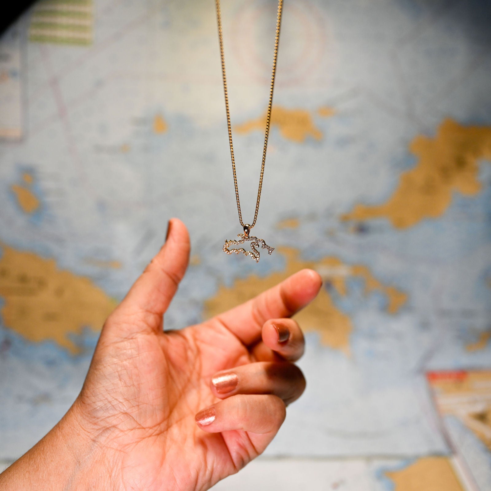 14kyg "Saint John Island" Pendant w/56 diamonds (.28cttw)