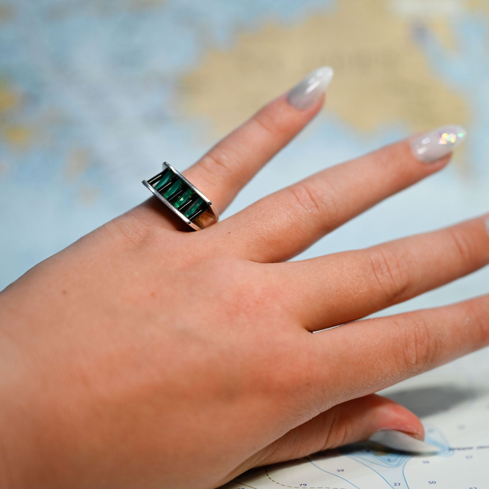 Argentium/Sterling Silver Opposing Vechio Black and Green Onyx Cylettes Ring
