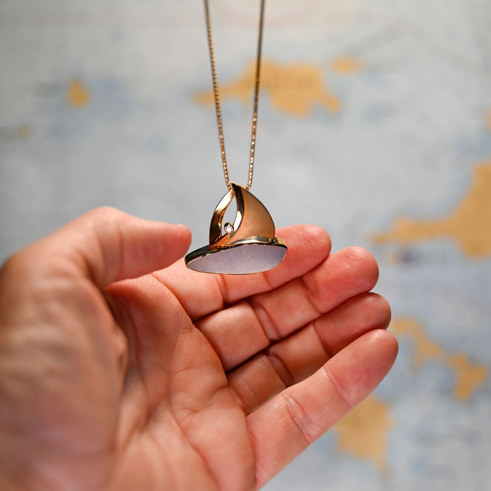 14KY LAV DRUZY DIA 10CT W/0.03CT DIA SAILBOAT PEND