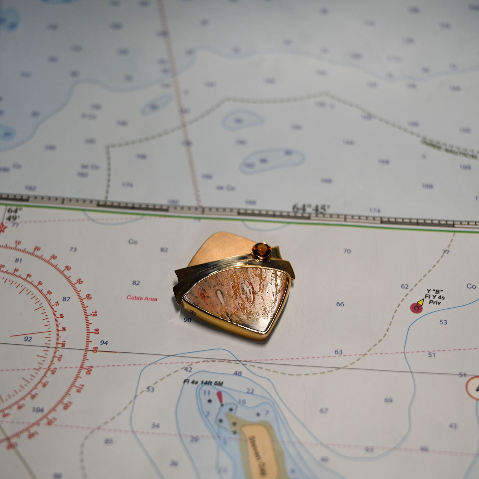 14KYG FOSSIL PINECONE 25X20 27.25C/CIT 5MM.44C