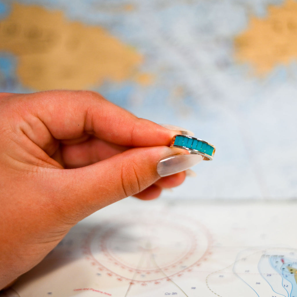 Argentium/Sterling Silver 5.5mm AA Caribbean Blue Cylettes Aperture Ring