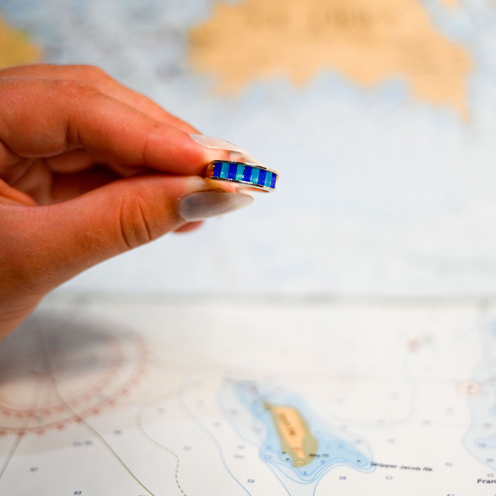 Argentium/Sterling Silver 5.5mm Lavendar/Carib Blue Cylettes Aperture Ring