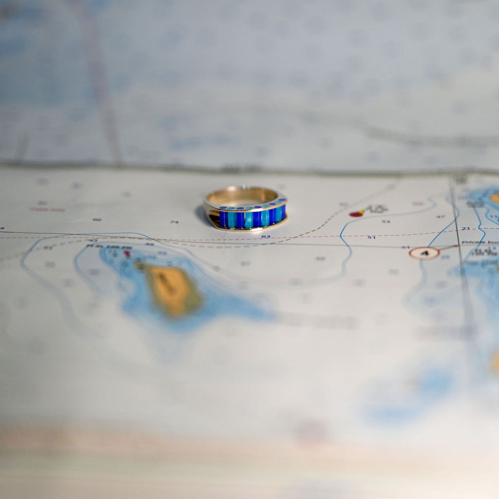 Argentium/Sterling Silver 5.5mm Lavendar/Carib Blue Cylettes Aperture Ring