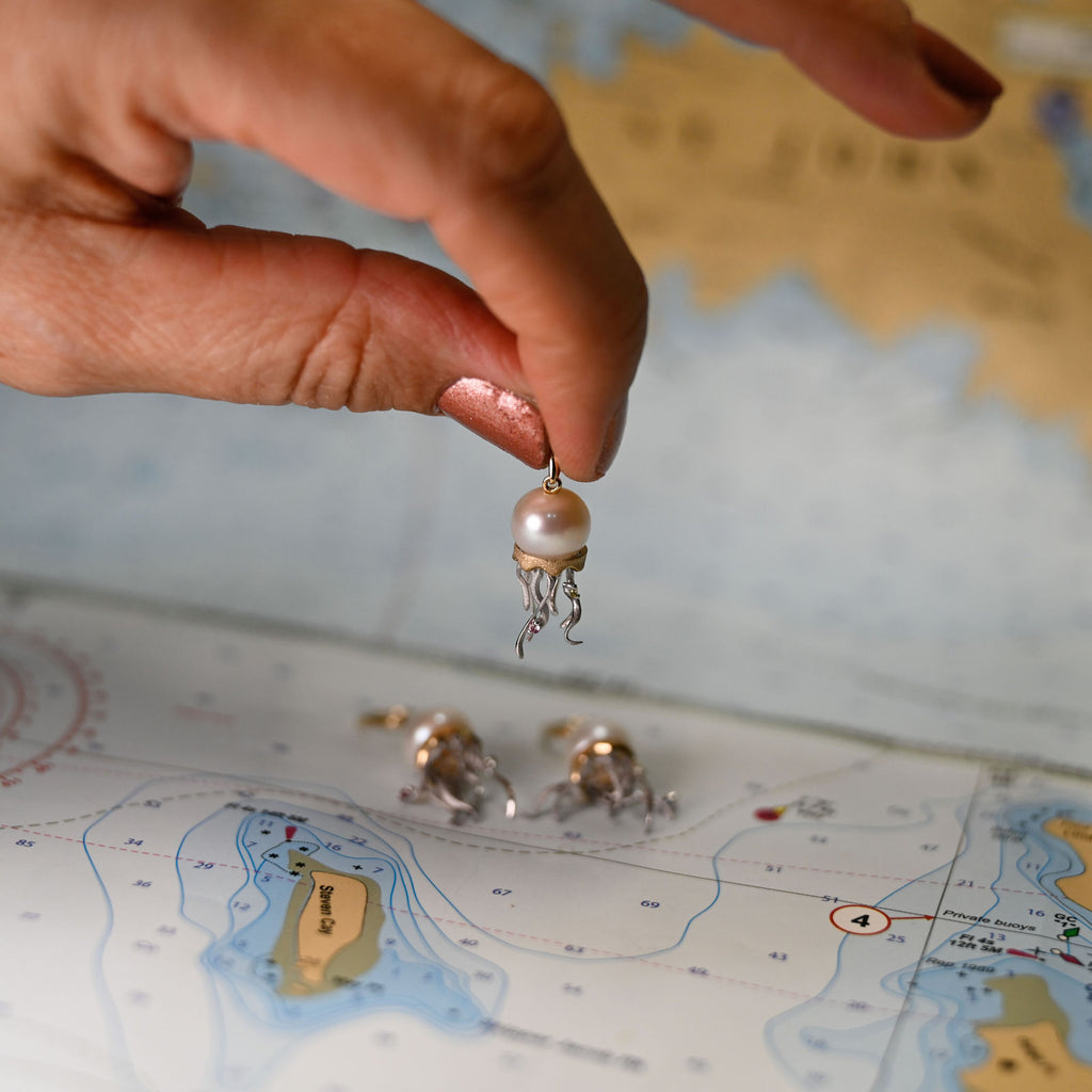 14k 2-Tone Jellyfish Leverback Earrings w/freshwater pearl, tinted diamonds