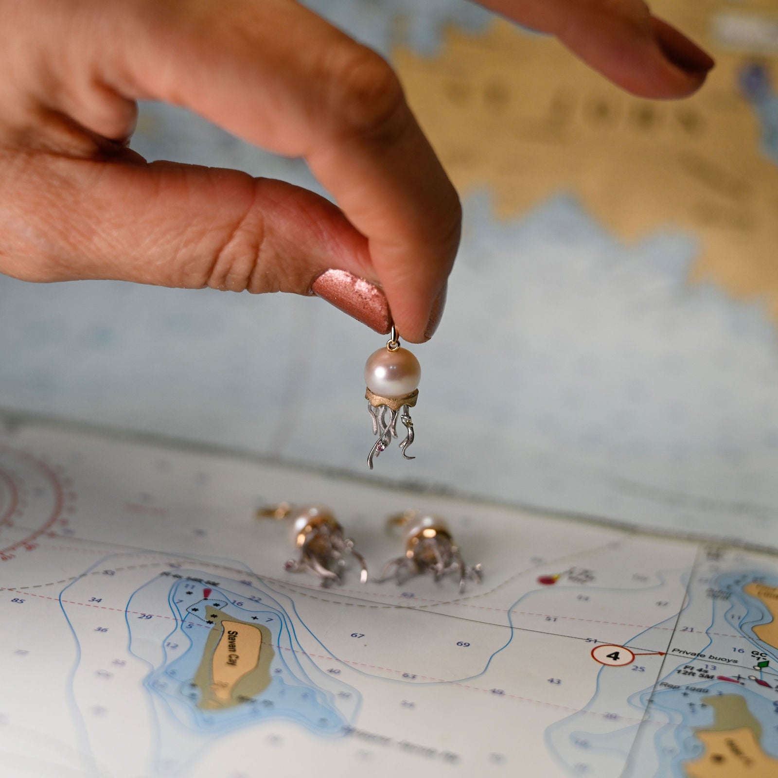 14k 2-Tone Jellyfish Leverback Earrings w/freshwater pearl, tinted diamonds