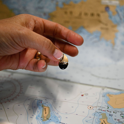 14KY BLACK ONYX 3.15CT W/0.03CT DIA SAILBT PENDENT